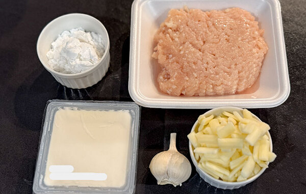 子供たちが取り合うほどのおいしさ！　つぶした豆腐に混ぜたのは…？