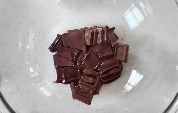 １０分足らずで完成！　電子レンジで焼けたのは…「とても簡単でした」