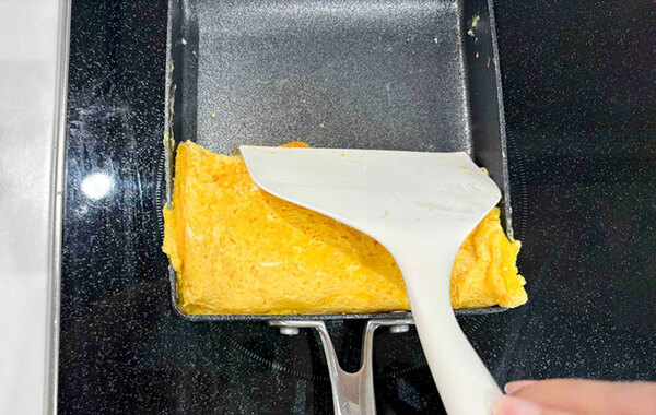 「こっちのほうが好きかも」「家族も大喜び」　玉子焼きを巻かずに…？