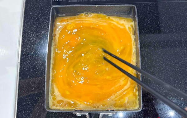 「こっちのほうが好きかも」「家族も大喜び」　玉子焼きを巻かずに…？