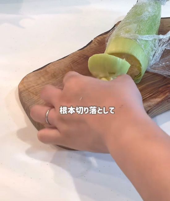 「鍋でゆでません」　トウモロコシの調理テクに「スルンと取れた」「手が汚れない」