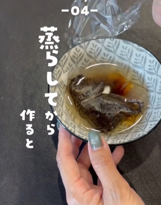 麦茶は凍らせてストック！　簡単さに「これ最強」「水筒派にありがたい」