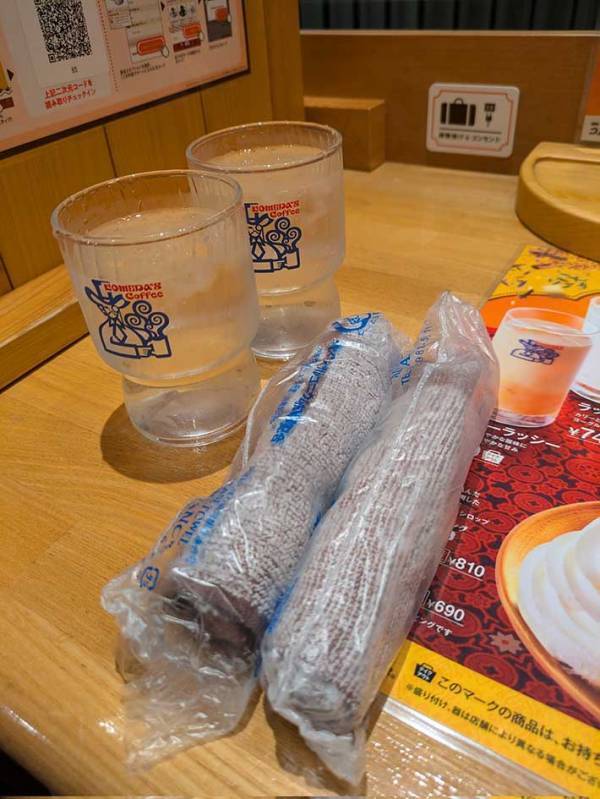 １人でコメダに来た男性　店員が持ってきたのは…「震えた」「何が見えてる？」