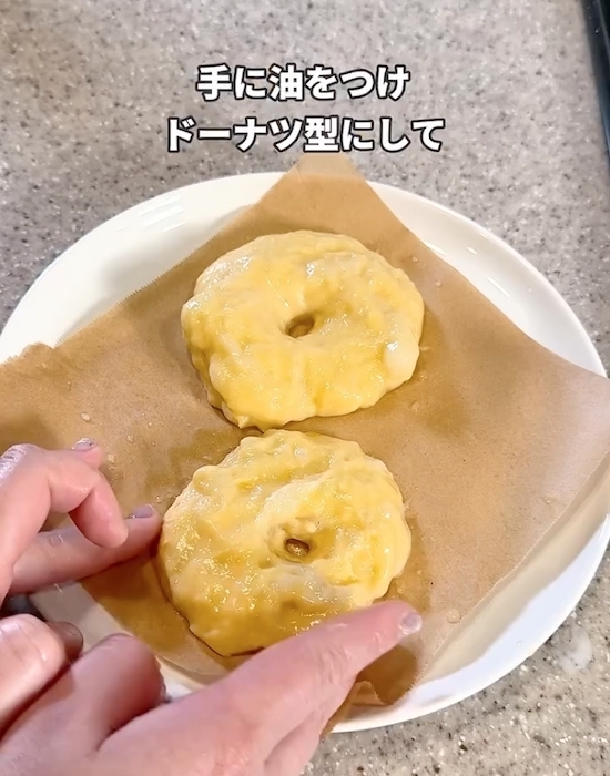 切り餅２個と牛乳大さじ２　電子レンジで加熱すると？　取り出してみたら「驚いた！」