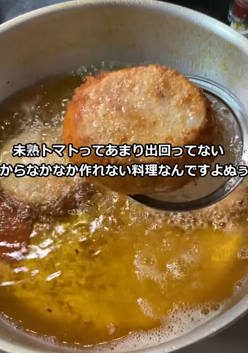 １個５０円で買った激安トマト　独身男性の作ったものが？「天才か」「その発想はなかった」