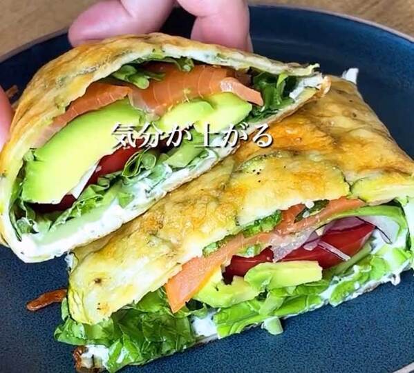 スライスしたズッキーニを並べて？　斬新なレシピに「初めて見た」「天才？」