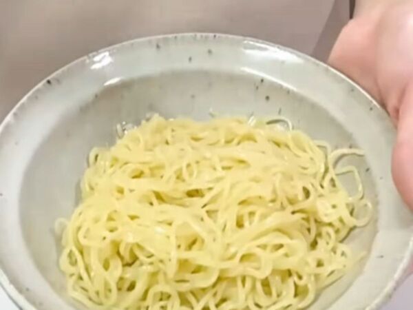 冷やし中華はゆでた直後が勝負！　ひと手間で劇的に「食べやすい！」