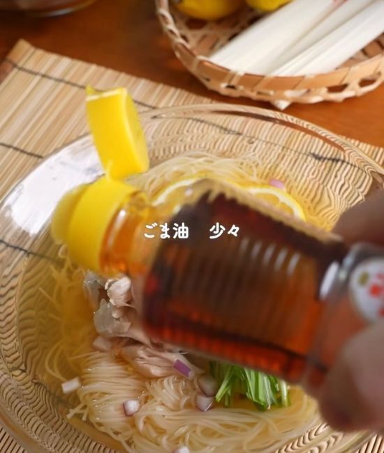 ササミ２本を使って…？　そうめんが化ける一杯に「ハマった」「夏ずっとこれ」
