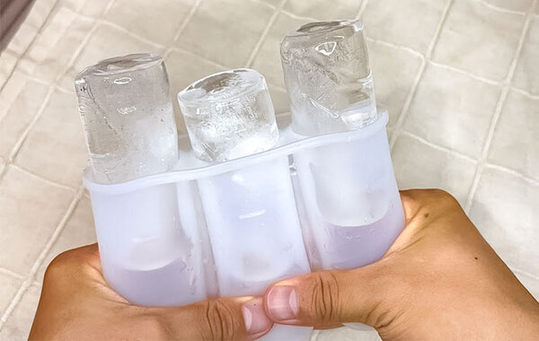 夏に水筒を使う人必見　無印で買った製氷器に「朝の準備が楽になる」