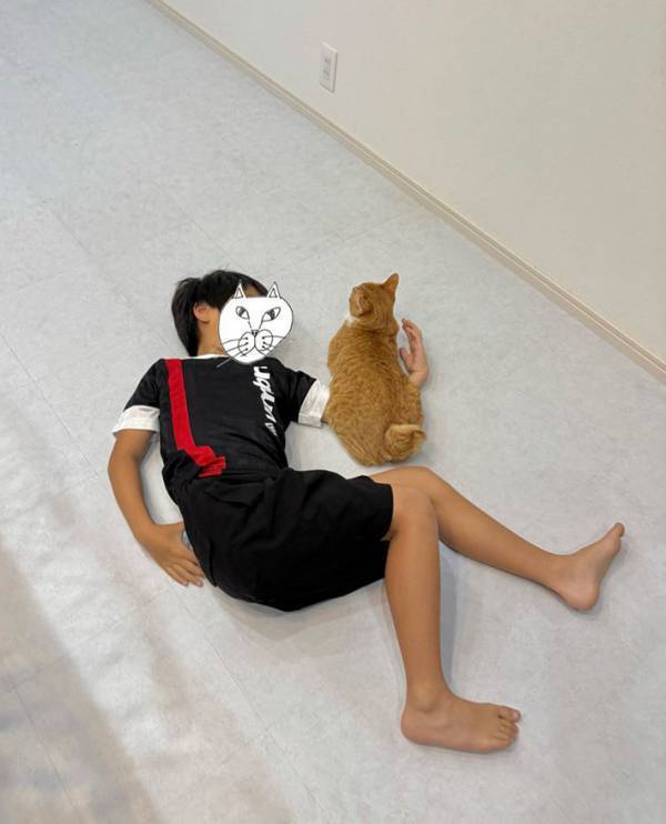 夏休みの宿題をしようとしたら…　小３息子の様子に「笑った」「これは仕方ない」