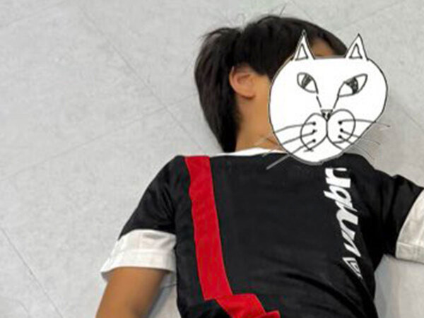 夏休みの宿題をしようとしたら…　小３息子の様子に「笑った」「これは仕方ない」