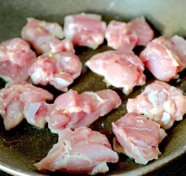 残ったそうめんの消費に！　1年中いけるアレンジ、上にのせたのは…