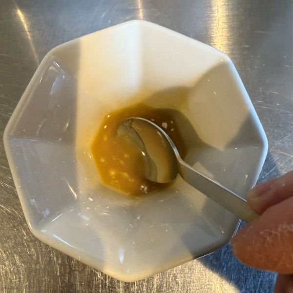 食パンにスプーンを押し当てて？　焼き上がりに「かわいすぎ」「気分上がる」