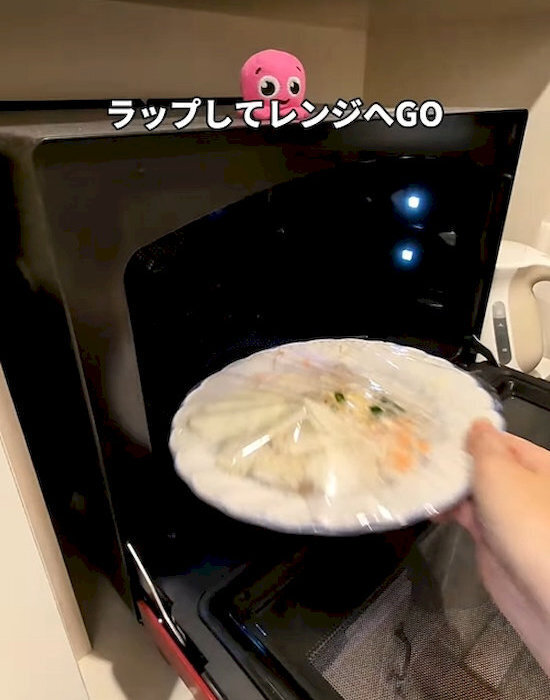 冷凍うどんの電子レンジ調理時間が長いなら？　1分に短縮する意外な方法がすごい！