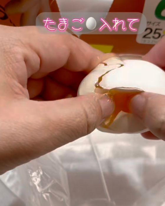 絞るだけだから簡単！　時短で作るホットケーキに「めっちゃ簡単」「やってみる」