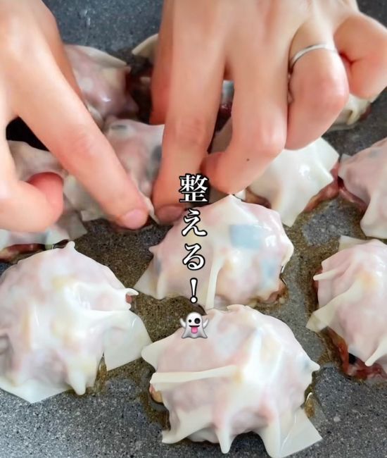 ナスがあったら絶対作って！　『包まないシュウマイ』レシピに「ビールに合う」