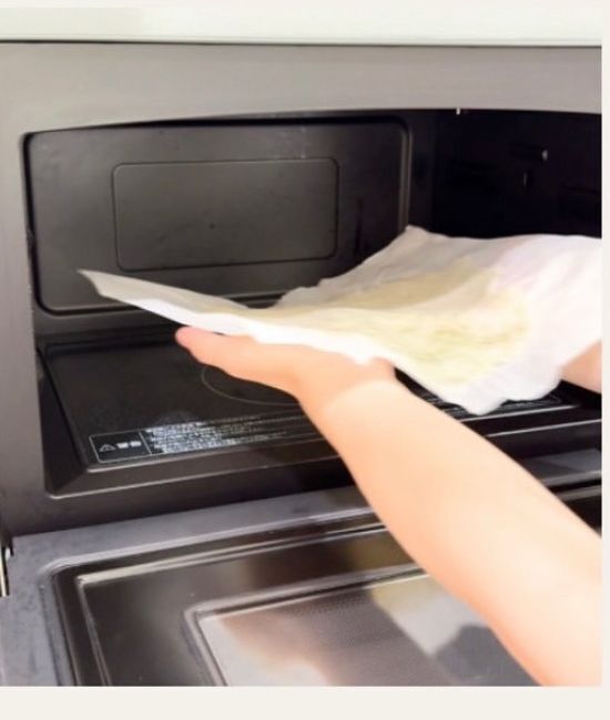 冷やご飯にめんつゆを混ぜて！　3分レンチンしたら「マジで止まらん」