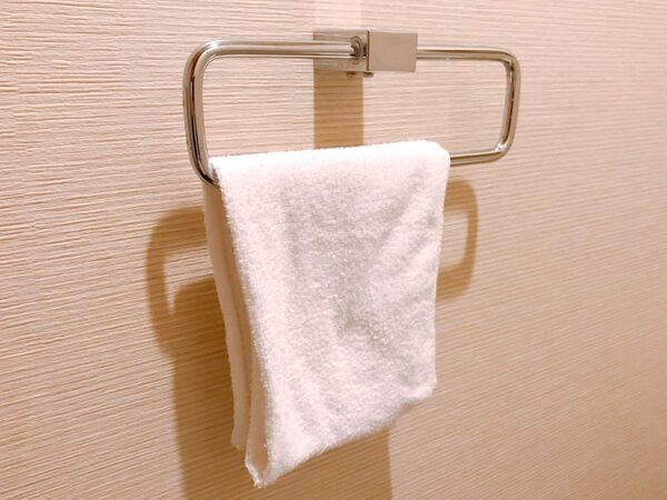 「タオルに黒いポツポツが…」　落とし方に「知らなかった」「すぐやってみる！」