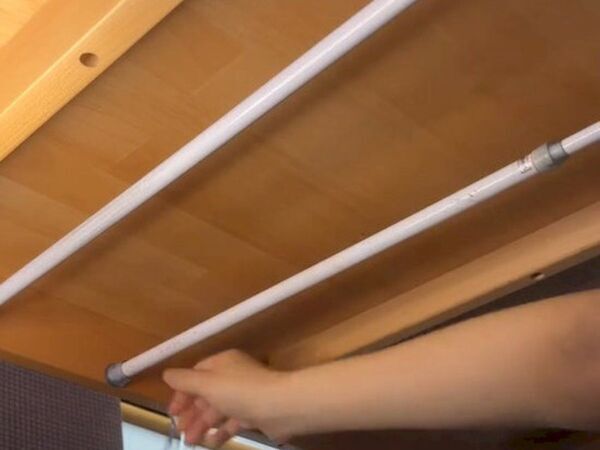 突っ張り棒でデッドスペースを有効活用！　6つの活用テクに「これはいい」「悩み解決」