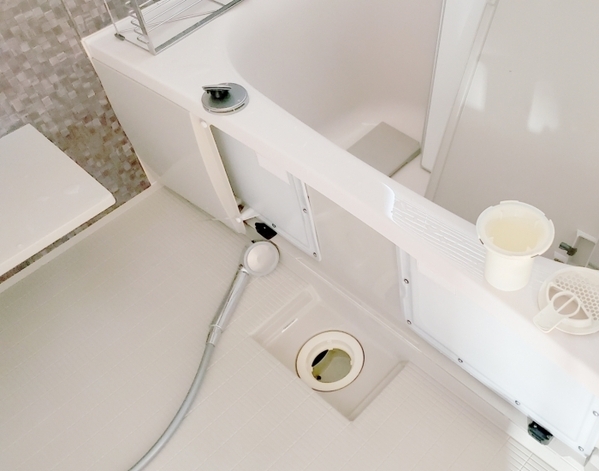 「落ちなかった汚れが消えた」　お風呂の汚れに効く掃除法に「助かる」