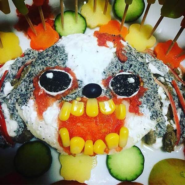 7年前に撮った、忘れられないケーキ　その見た目に「夢に出てきそう」「こ、怖い…」