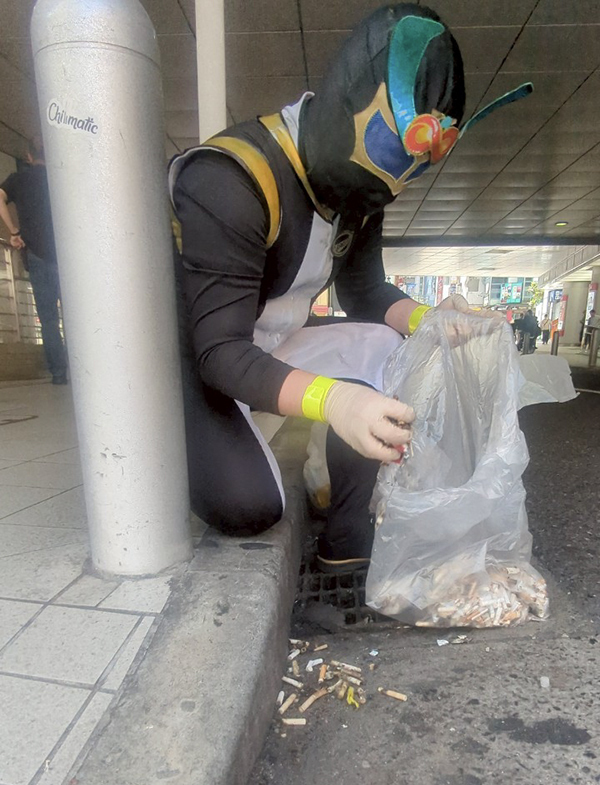 ゴミ拾いをする男性　排水溝から出てきたモノが？「ゾッとした」「全日本人が拍手すべき」