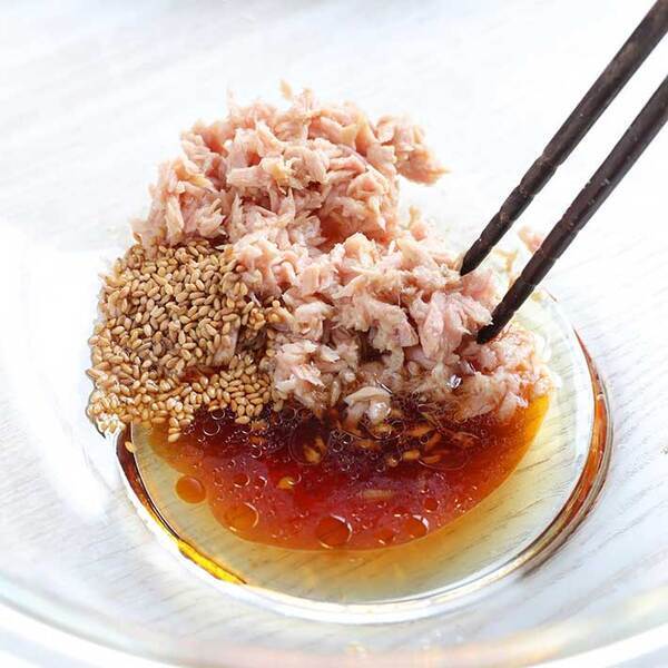 薄切りにしたズッキーニ、生のまま…「クセがなくてうますぎる」「暑い日にぴったり」