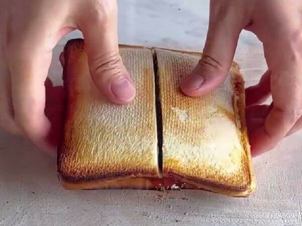 食パンにのせたのは…？　企業オススメの『ホットサンド』がこちら