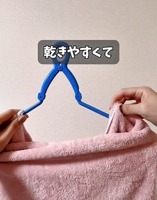 タオルは『巻いて干す』が正解？　家事がラクになる裏技に「もっと早く知りたかった」