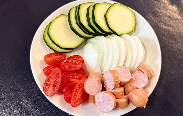 食べた子供が大喜び！　余ったそうめんで作ったのが…「食欲がそそられる」