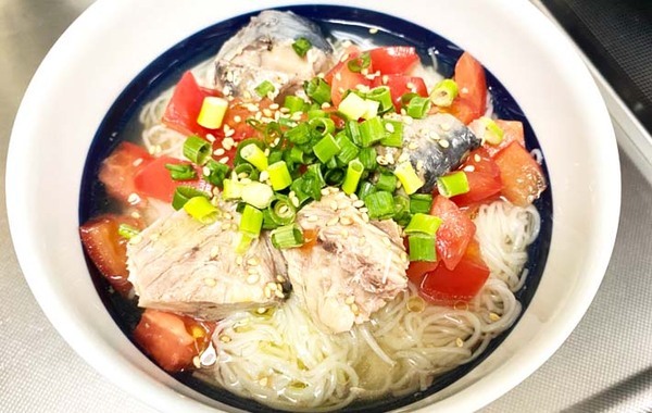 「最後までさっぱり」　めんつゆに飽きた人必見！　そうめんに入れたのは…？