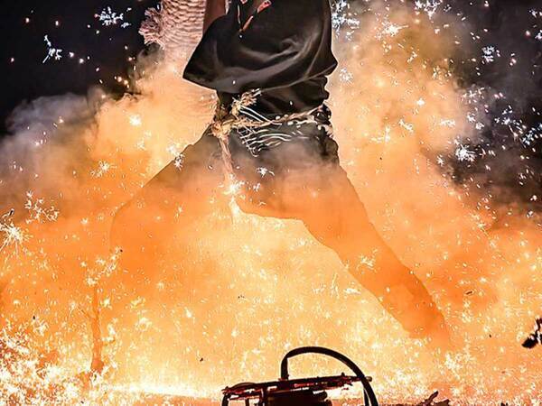 「素晴らしい」「最高です！」　花火の『芸術的な１枚』に、感動の声が相次ぐ