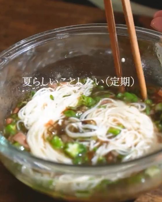 食欲がない日のそうめん　梅干しとオクラを加えると「これなら食べられる」「簡単すぎる」