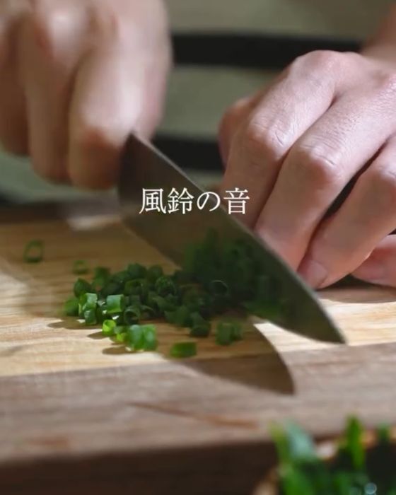 食欲がない日のそうめん　梅干しとオクラを加えると「これなら食べられる」「簡単すぎる」