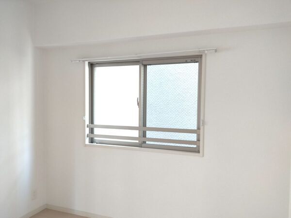 「窓掃除っていつやるのがベスト？」　企業がすすめる時間帯に「知らなかった」「やってみます」