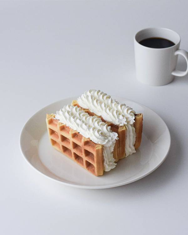 女性が作ったサンドイッチ　贅沢すぎるビジュアルに「これこそが芸術」