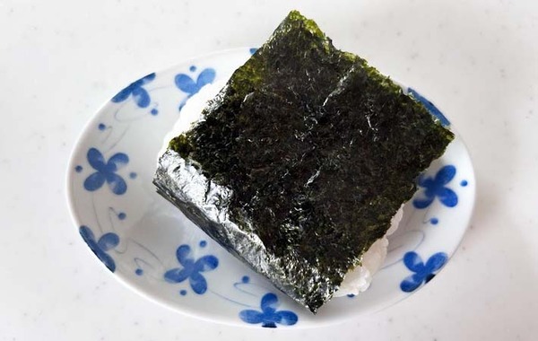 「ツナがなかったので…」　おにぎりに入れた意外な具に「これはアリ」