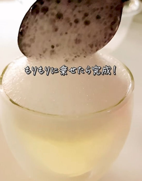 リンゴジュースが『子供ビール』に変身！　見た目に「かわいい」「盛り上がる」