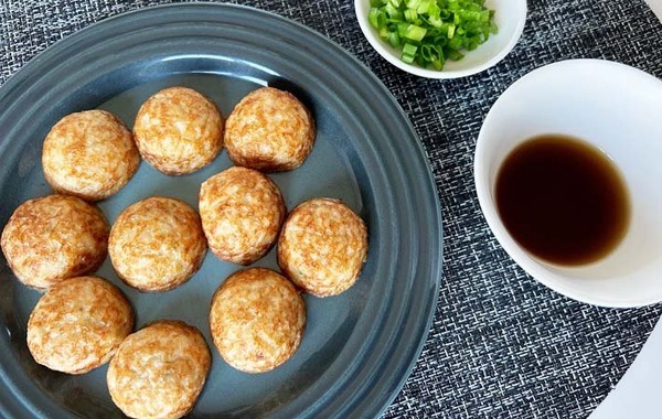 「もうソースに戻れない」　冷凍たこ焼きに付けたのは…？