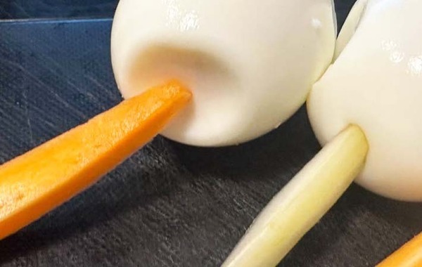 ゆで卵に挿すだけで…？　見た目も楽しい簡単レシピ！