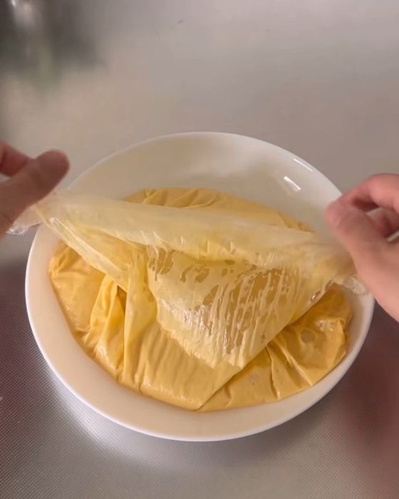 アイスを溶かして混ぜるだけ！　意外な仕上がりに「簡単」「おいしそう」