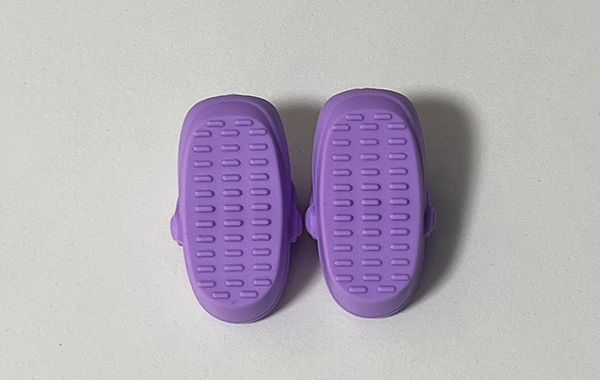 セリアで見つけたのは『サンダル』の形をした…？　思わぬ使い方にびっくり