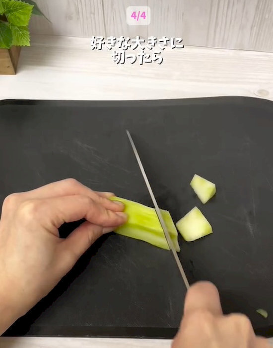 ニンジンの皮むきに使うのはピーラーではなく？　栄養を守るコツに「知らなかった」