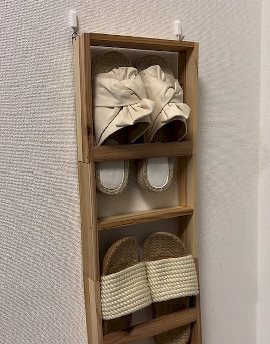 おしゃれなスリッパ収納がわずか220円で？　DIY術に「かわいい」「早速作る」