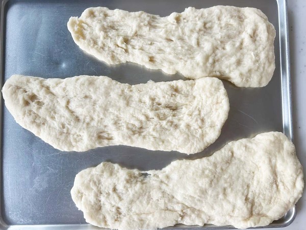 ホットケーキミックスにヨーグルトと水を混ぜて…　できあがったのは