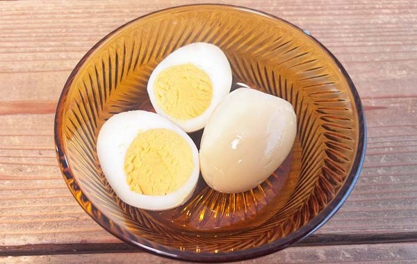 めんつゆだけで漬けてる？　ゆで卵の味付けに、夫が「また作って！」