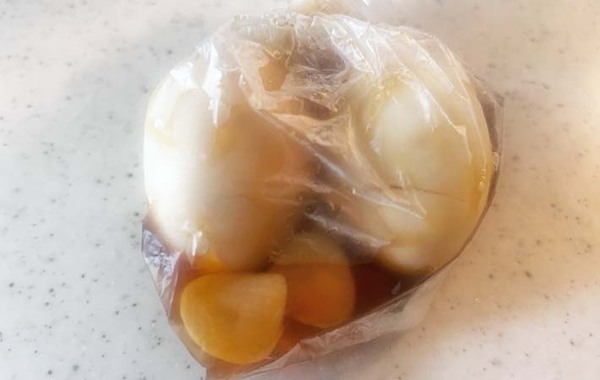 めんつゆだけで漬けてる？　ゆで卵の味付けに、夫が「また作って！」