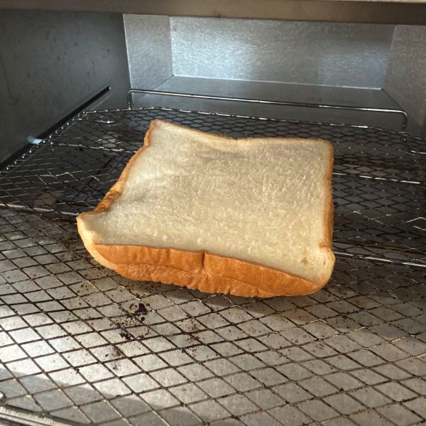 「ラップじゃもったいない」　肉も食パンもおいしくなる冷凍法に「感動」「試したい」