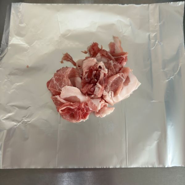 「ラップじゃもったいない」　肉も食パンもおいしくなる冷凍法に「感動」「試したい」