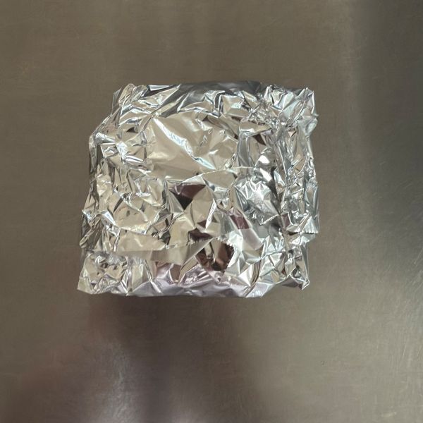 「ラップじゃもったいない」　肉も食パンもおいしくなる冷凍法に「感動」「試したい」